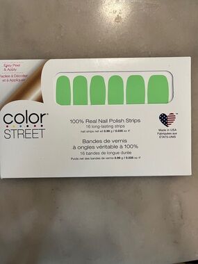 Color Street’s Kilowatt in Neon Lime Green Nail Polish Strips